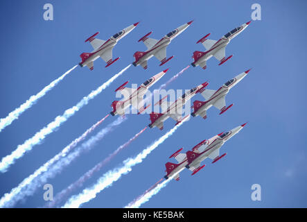 F-5 tigri del bagno turco stelle aerobatic team di dimostrazione. Foto Stock