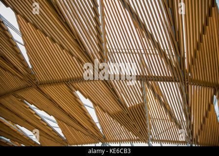 Serpentina Pavillion 2017, Kensington Gardens, Londra progettata dal premiato architetto Diébédo Francis Kéré, Foto Stock