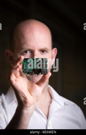 Eben upton, creatore di lampone pi computer, a camjam evento in Cambridge, Inghilterra, Regno Unito Foto Stock