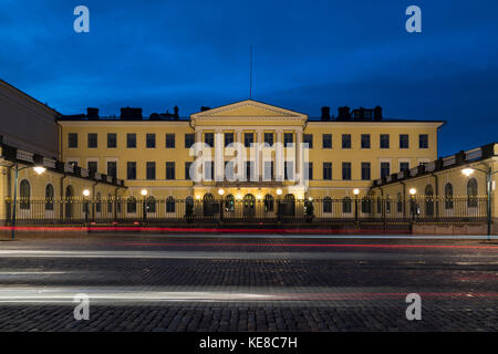 Palazzo del Governo sulla piazza del mercato di Helsinki, Finlandia Foto Stock