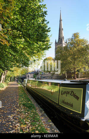 Viste lungo Lancaster Canal nel centro di Lancaster Foto Stock