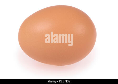 Un uovo. isolato su uno sfondo bianco. tracciato di ritaglio all'interno. Foto Stock