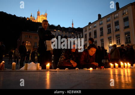 Attivisti di estrema destra e cattolici rende omaggio a Charles Gourdel, una guida francese di montagna uccisa dai djihadisti in Algeria, Lione, Francia Foto Stock