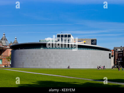 La Kurokawa ala del museo Van Gogh nel sole splendente. Foto Stock