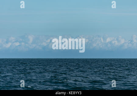 Il mare perfetto, Cielo e nubi in South Pembrokeshire Foto Stock