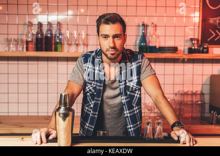 barman Foto Stock