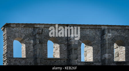 Le antiche rovine romane della città di Aosta, Italia Foto Stock