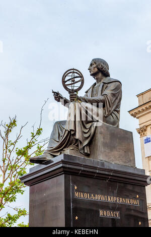 Varsavia, Polonia - Giugno 2012: Statua di Copernico Foto Stock