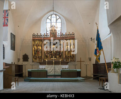 Altare intagliato nella chiesa di Santo Spirito Tallinn Foto Stock
