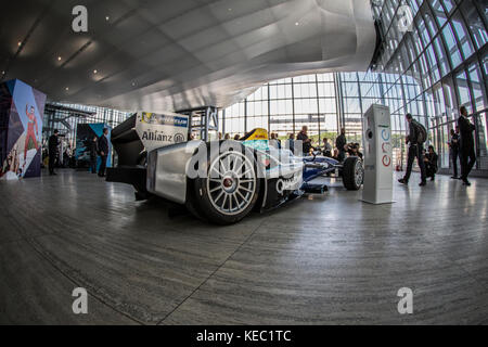 Roma, Italia. Xix oct, 2017. meeting center - la nuvola in roma - fia formula e - Conferenza stampa di 2018 gara a Roma per il campionato del mondo. Roma sarà per la prima volta coinvolti in città gare. Credito: Riccardo piccioli/alamy live news Foto Stock