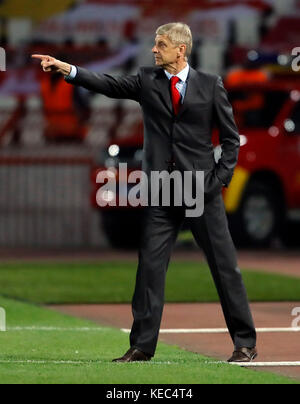 Belgrado. 20 ottobre 2017. Arsene Wenger, manager dell'Arsenal, gesta durante la partita di UEFA Europa League tra Crvena Zvezda e Arsenal a Belgrado, Serbia, il 19 ottobre. 2017. L'Arsenal ha vinto 1-0. Crediti: Predrag Milosavljevic/Xinhua/Alamy Live News Foto Stock