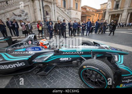 Campidoglio presentazione formula e gran premio di roma capitale con la sindaca raggi ***Nessuna web***n. quotidiani*** Foto Stock