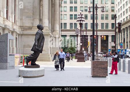 La prima statua di un afro-americano, diritti civili attivista ed educatore Ottavio V. Catto, fu eretta a Philadelphia, Pennsylvania. Foto Stock