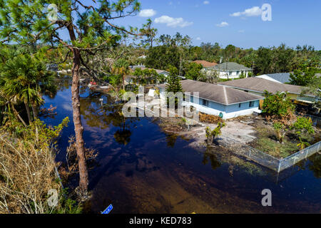 Bonita Springs Florida, Chapman Avenue Quinn Street, alluvione, uragano Irma, FL17092818d Foto Stock