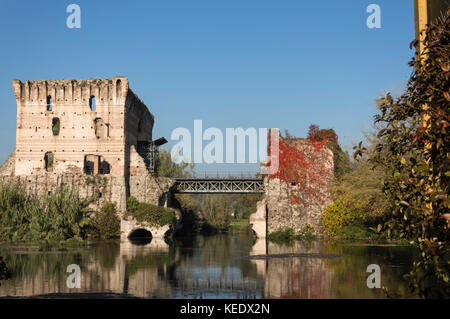 Vista di Borghetto sul Mincio italia Foto Stock