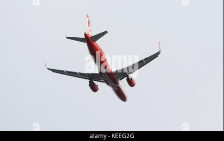 Kastrup/Copenhagen /Danimarca - 08 ottobre 2017. Volo aereo in aereo sull'aeroporto internazionale Kastrup di Copenhagn con volo diretto a Berlino Germania . Foto Stock