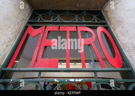 Ingresso della metropolitana di Parigi Foto Stock