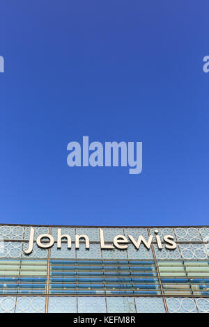 John Lewis Store segno e branding aziendale al di fuori del reparto Store branch in westfield Stratford, Londra Foto Stock