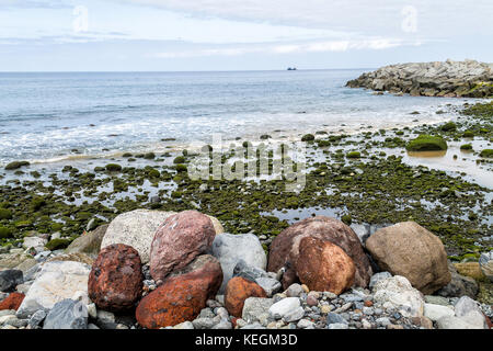 closeup rocce colorate in spiaggia. Isola di Madeira. Portogallo Foto Stock