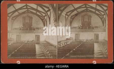 Un'immagine stereoscopica della collezione di Robert N. Dennis, che mostra la vista interna della Cappella del Princeton College, con particolare attenzione alla sua architettura e atmosfera. Foto Stock