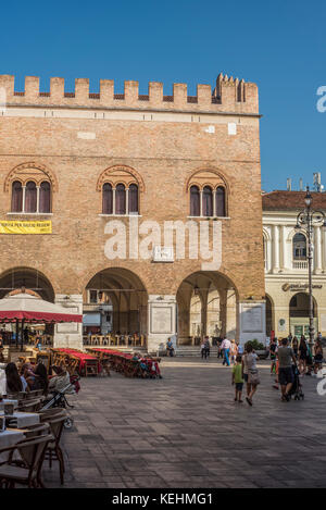 Piazza dei Signori nel centro di Treviso Foto Stock