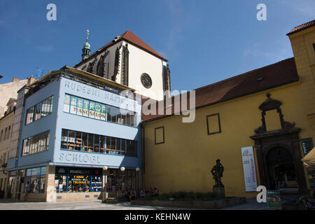 Chiesa di Santa Maria della Neve a Piazza Venceslao (Vaclavske namesti) per le persone e per i viaggiatori pregare e visitare il 30 agosto 2017 a Praga, Repubblica ceca ri Foto Stock