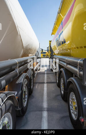 Camion per cemento liquido, Francia Foto Stock