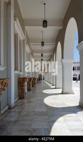 Colonne del Museo bizantino a piazza Solomos, nell'isola di Zante, Grecia Foto Stock