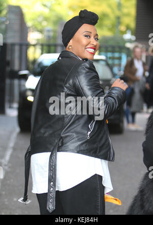 Emeli Sande al di fuori degli ITV Studios con: Emeli Sande dove: Londra, Regno Unito quando: 20 set 2017 Credit: Rocky/WENN.com Foto Stock