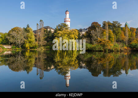 Il castello di Landgravio con torre bianca a Bad Homburg vor der Höhe, città termale in Germania Foto Stock