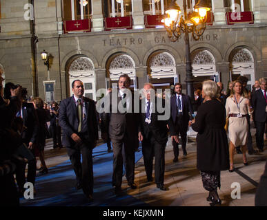 Oviedo, Spagna. Xx oct, 2017. Il re di Spagna durante i premi delle Asturie premiato a campoamor theatre con l'assistenza di rajoy in queste foto credito: mercedes menendez/Pacific press/alamy live news Foto Stock