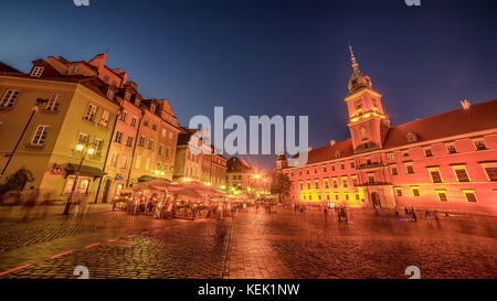 Varsavia, Polonia: piazza del castello e il castello reale, zamek krolewski w Warszawie Foto Stock