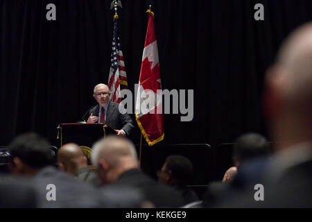 Philadelphia, Stati Uniti. Xxi oct, 2017. Procuratore generale USA offre il suo commento sul progetto quartieri sicuri durante le principali città Chiefs Associazione Incontro d'autunno, presso il Pennsylvania Convention Center nel centro di Philadelphia, PA, il 21 ottobre 2017. Il Dipartimento di Giustizia ha annunciato le sessioni di tornare ad affrontare l'Associazione Internazionale dei capi della polizia convenzione, lunedì Credito: Bastiaan Slabbers/Alamy Live News Foto Stock