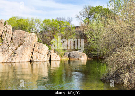 Sponde del lago, un serbatoio in stato di Washington orientale lungo il corridoio coulee Scenic Byway. Parte del grand coulee progetto lungo il fiume Columbia Foto Stock