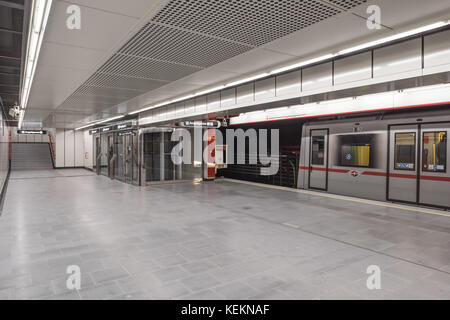 Wien, U-Bahn-Linie U1, stazione Troststraße Foto Stock
