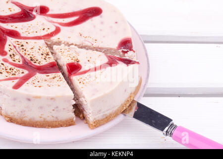 Cheesecake al lampone Foto Stock