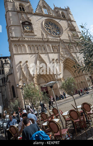 Lione, Place Saint Jean, Cathedrale Saint-Jean-Baptiste Foto Stock