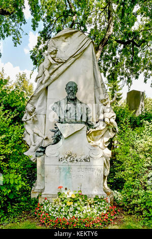 Vienna (Austria), Cimitero centrale; Wien, Zentralfriedhof - grab Franz supp Foto Stock