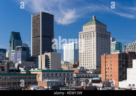 Montreal, ca - 21 ottobre 2017: skyline di montreal dal porto vecchio Foto Stock