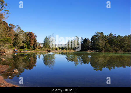 Telaga warna, dieng plateau, wonosobo, Giava centrale, Indonesia Foto Stock