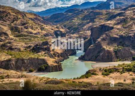 Rio Baker alla confluenza con il Rio Chacabuco, vista dalla Carretera Austral, Chacabuco zona di valle, Patagonia futuro parco nazionale del Cile Foto Stock