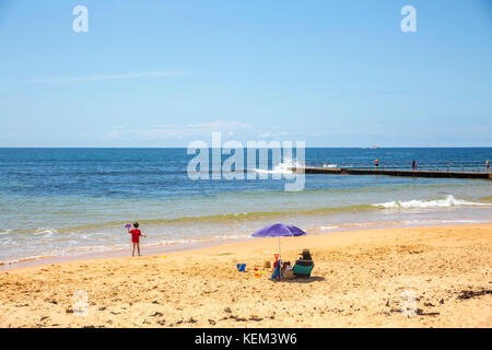 Collaroy beach su una molla giornata soleggiata, Collaroy beach è uno di Sydney la famosa Northern Beaches,Nuovo Galles del Sud, Australia Foto Stock