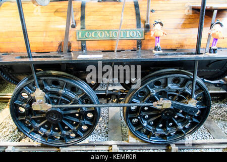 Stock photo - locomotion n. 1 è stata costruita da George Stephenson per il mondo il primo treno pubblico, Stockton e la stazione ferroviaria di Darlington. © hugh peterswald/alamy Foto Stock