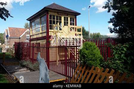 Restaurata stazione warmley casella segnale sul ciclo di avon percorso tra bristol & bath Foto Stock