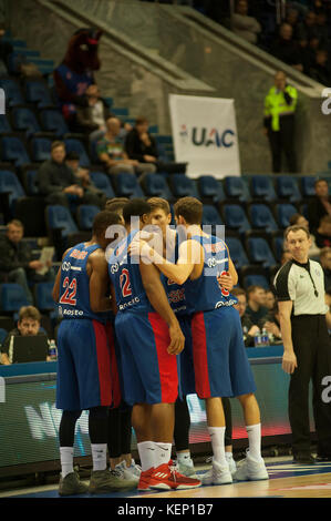 Mosca, Russia. 22 ottobre 2017. CSKA Moscow-Avtodor Saratov, Basketball VTB League, Sete round, USK CSKA Arena, Mosca, Russia credito: Konstantin Zismanov/Alamy Live News Foto Stock