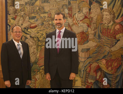 Questa immagine mostra Benigno Aquino III, l'ex presidente delle Filippine, e re Filippo vi di Spagna il 15 settembre 2014. Il loro incontro evidenzia le relazioni diplomatiche tra le due nazioni. Foto Stock