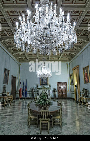 Una delle camere di stato all'interno del Granmaestro' palace a La Valletta, Malta Foto Stock