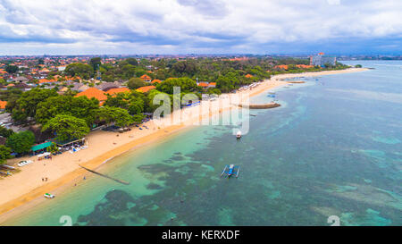 Sanur Beach vista aerea. Bali, Indonesia. Foto Stock