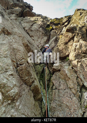 Arrampicata su roccia murray è rotta sulla rupe di dow in coniston fells del distretto del lago Foto Stock