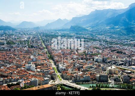 Architettura degli edifici. vista da sopra, da fort bastille a Grenoble in Francia Foto Stock